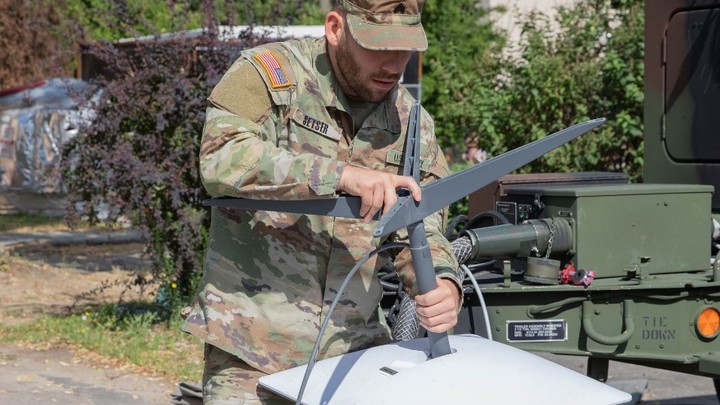 Буданов аккуратно раскритиковал Маска: Starlink отключал, но она нужна