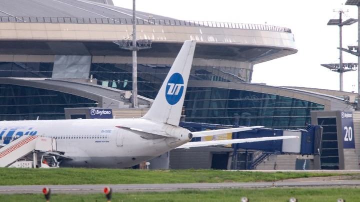 ЧП у аэропорта Внуково: Странные звуки заставили перенести авиарейсы