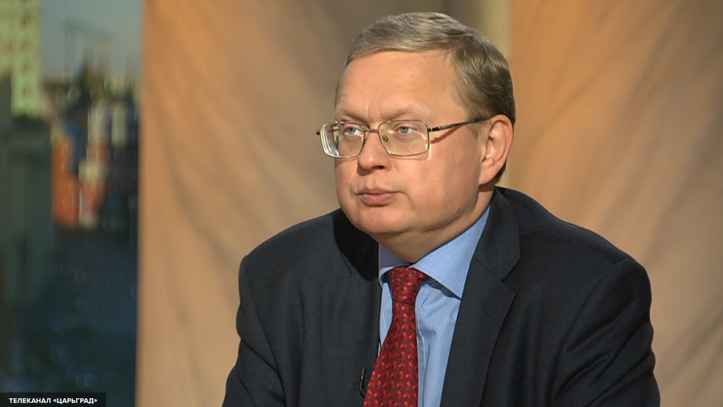 Михаил Делягин: В стране скоро останутся только два банка - ВТБ и Сбербанк Михаил Делягин: В стране скоро останутся только два банка - ВТБ и Сбербанк