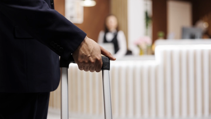 Постоялец отеля New Yorker пять лет жил бесплатно, а потом попал в тюрьму