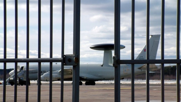 Украина получает самолёты, но только не от США. Пентагон объяснил почему