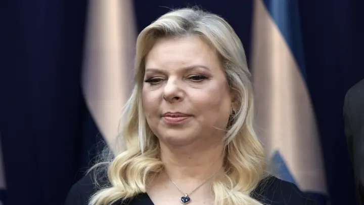 Жену израильского премьера Нетаньяху обвиняют в давлении на свидетеля и организации беспорядков