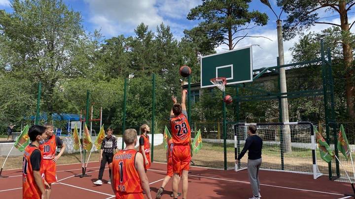 Оранжевый мяч разыграют читинские спортсмены на площади Ленина