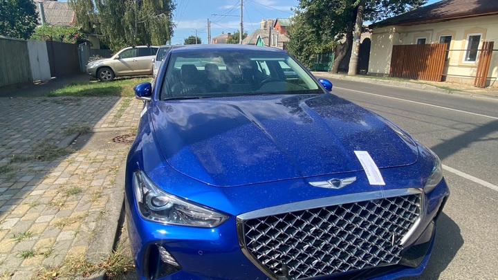 Приставы арестовали у жителя Краснодара иномарку за долг в 1 млн рублей