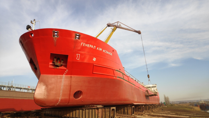 В Керченском проливе произошел взрыв на нефтяном танкере