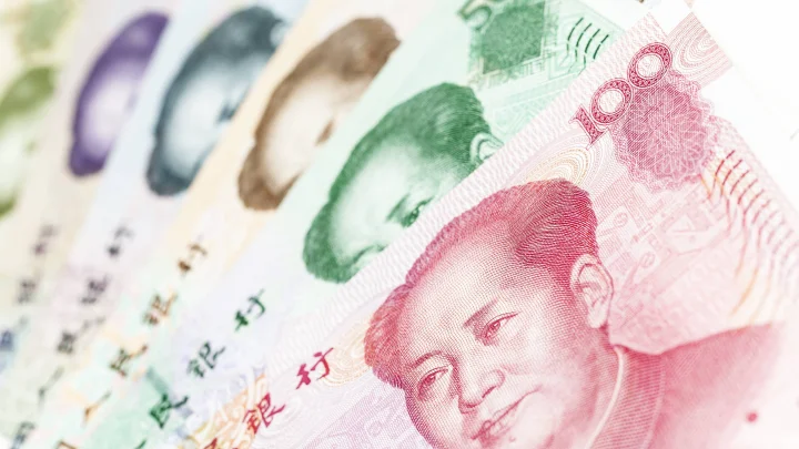 Неудобный факт для ЦБ от профессора Катасонова: Юань в таких количествах нам хранить совсем не с руки