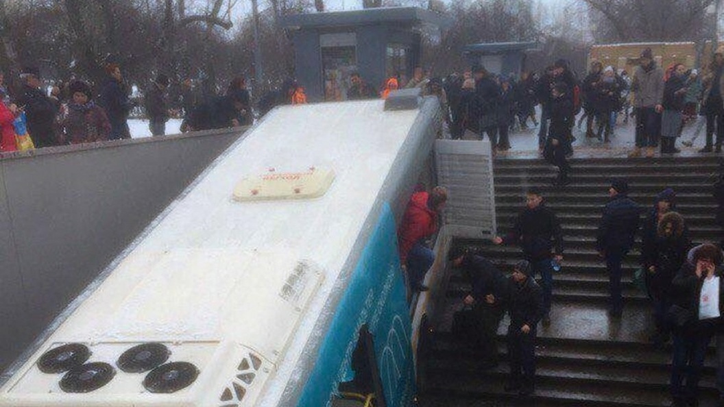 Без тормозов и техосмотра: Владелец автобуса-убийцы пускал по маршрутам неисправные машины Без тормозов и техосмотра: Владелец автобуса-убийцы пускал по маршрутам неисправные машины