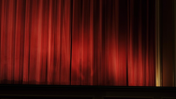 Пожелавшему поражения России драматургу ответил русский патриот: Никакие аргументы не нужны