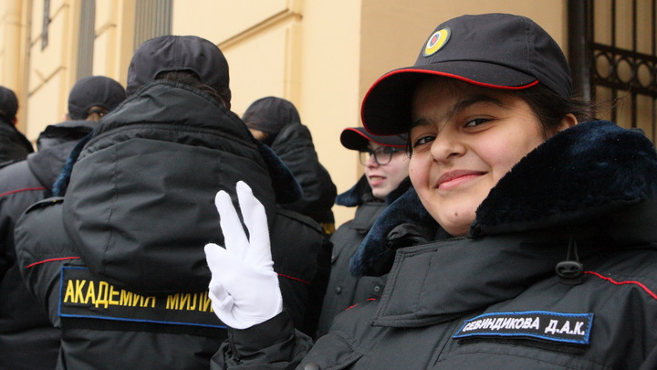 Берегись, нарушитель: за тишиной в Петербурге проследит полиция