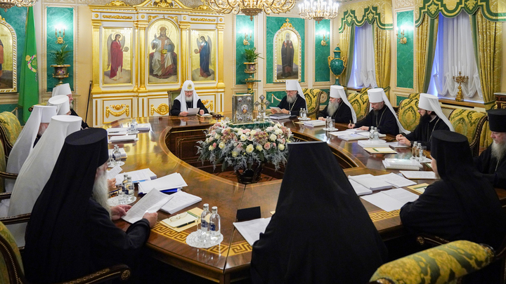 Освобождённые территории не будут под контролем иерархов Киева. Священный Синод объявил о решении