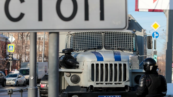 В Павловском районе перекрыли дорогу из-за падения неопознанного объекта