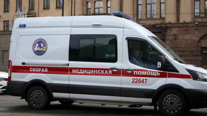 В Петербурге театрала увезли на скорой из Субботы