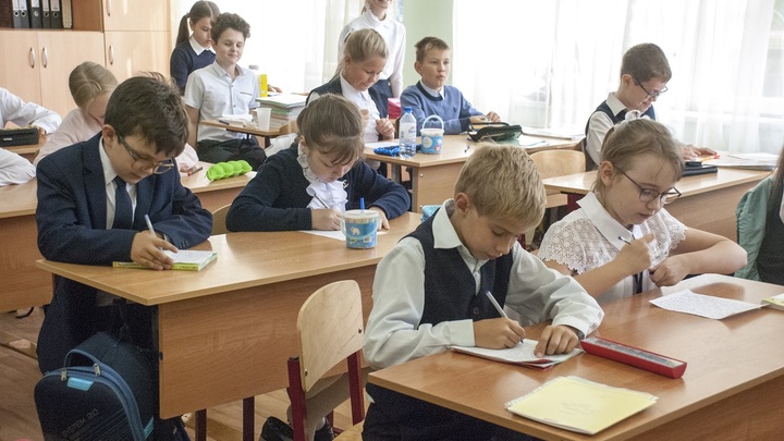 После жалоб губернатору школу № 32 в Чите присоединят к школе №3