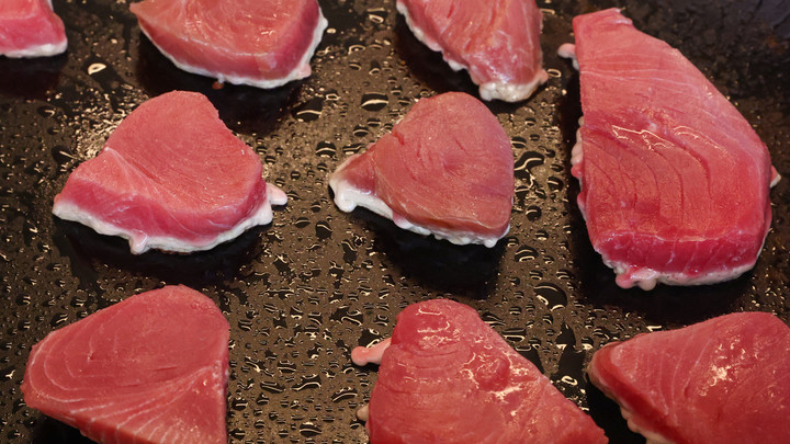 Начальник сказал покупать билет и уезжать домой: Суд арестовал повара, причастного к массовому отравлению