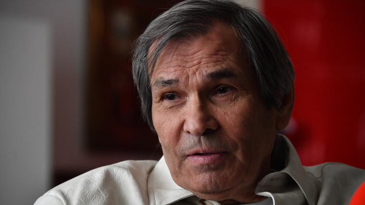 Mash: Перенесший инсульт Бари Алибасов отказался от таблеток