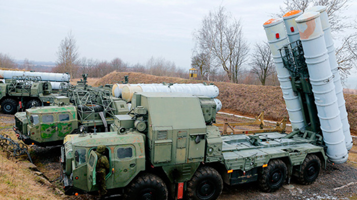 Российские С-300 в Сирии готовы к бою. Источник заявил об уникальной особенности систем