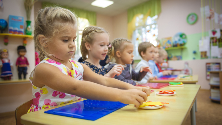 В Подмосковье открылась запись в детские школы искусств