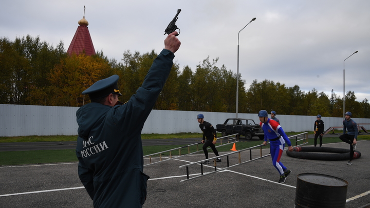 Сотрудники МЧС России получат доступ к оружию