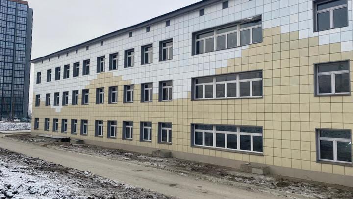 Минстрой Забайкалья опроверг, что министр просвещения России принял недострой