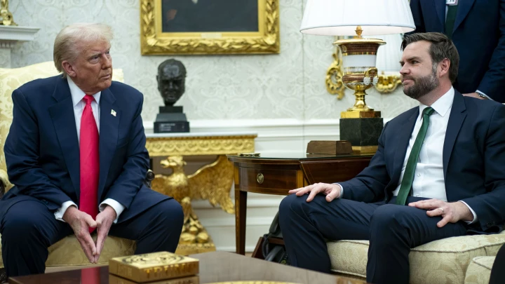 Попали по полной. Трамп выбрал следующую цель после Китая. Вэнс намекнул