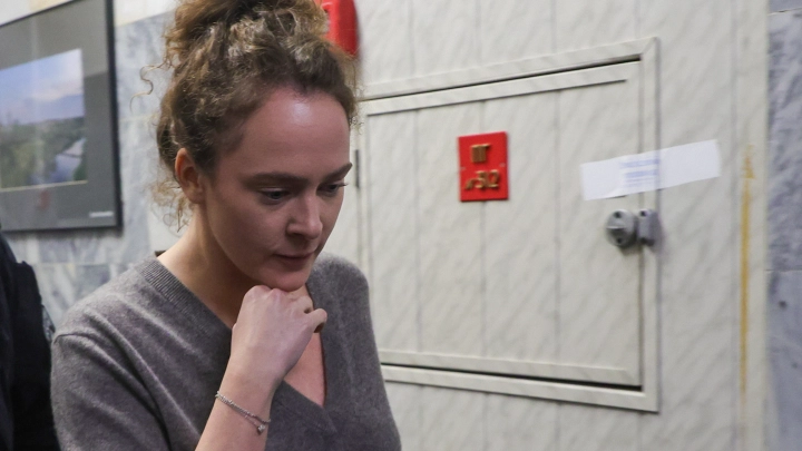 Актриса Тарасова появилась в суде по делу о контрабанде наркотиков