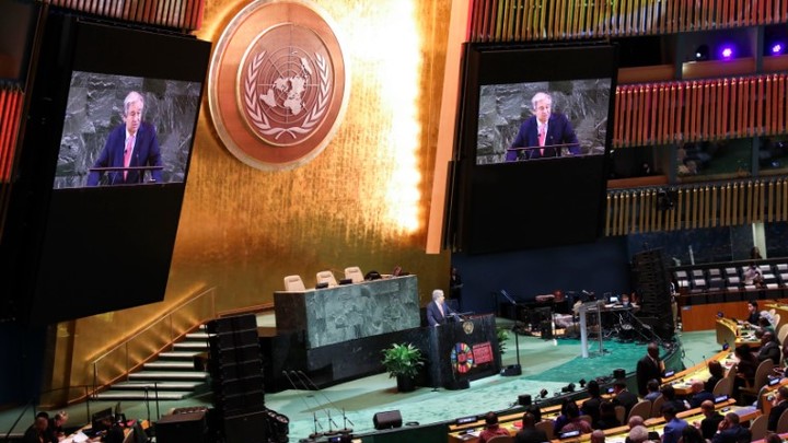 Китайцы обвинили США в лицемерии. Американцам досталось за призывы изгнать Россию из ООН