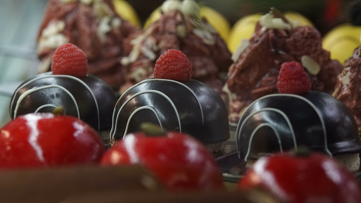 Свободные сахара: чем опасны и в каких продукта содержатся