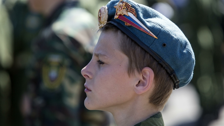 Чиновница из Екатеринбурга не смогла объяснить, на что ушло 460 млн рублей, выделенных из бюджета на патриотизм молодежи
