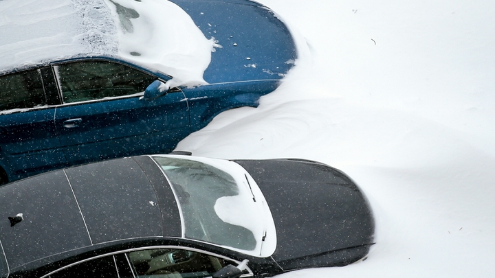 На Кубани снегопад затруднил движение более чем на 10 участках дорог — оперштаб