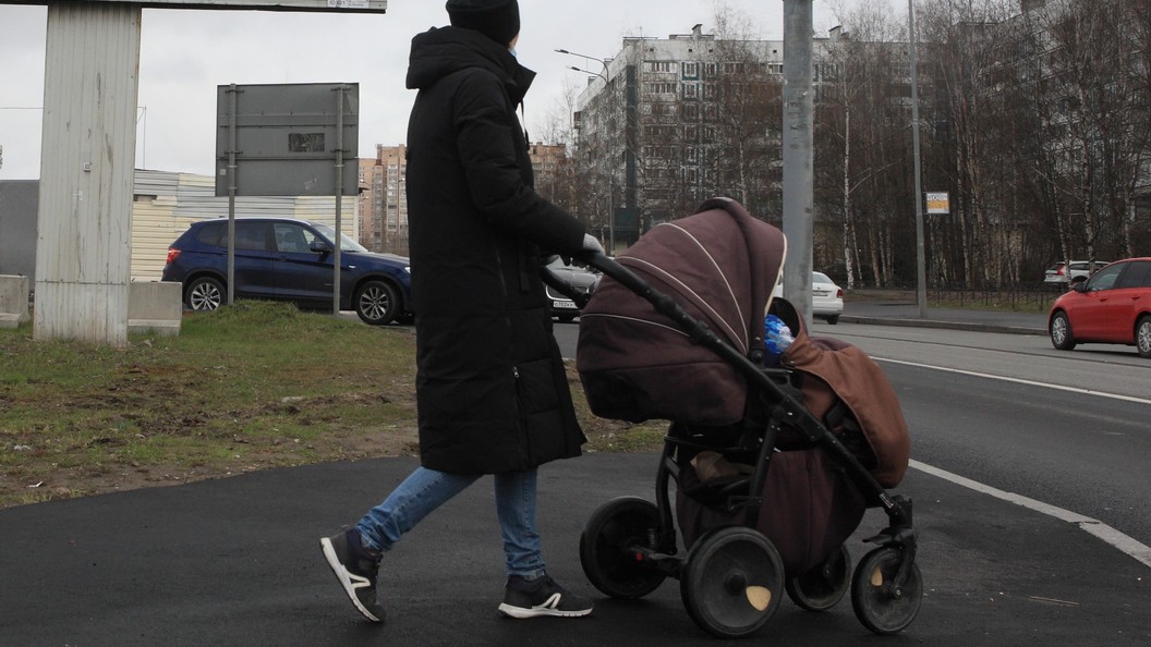 Девочку оставила. Двухлетний ребенок няня Мурино. Двухлетняя девочка погибла на проспекте науки. Гибель двухлетнего ребенка.