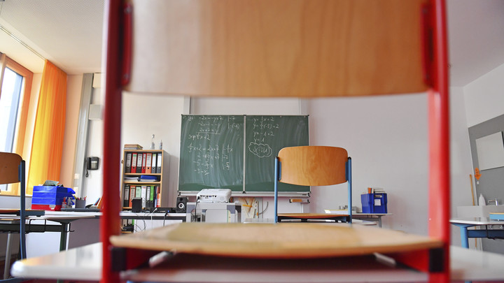 Ученики подмосковной школы устроили массовую драку: Источник сообщил детали