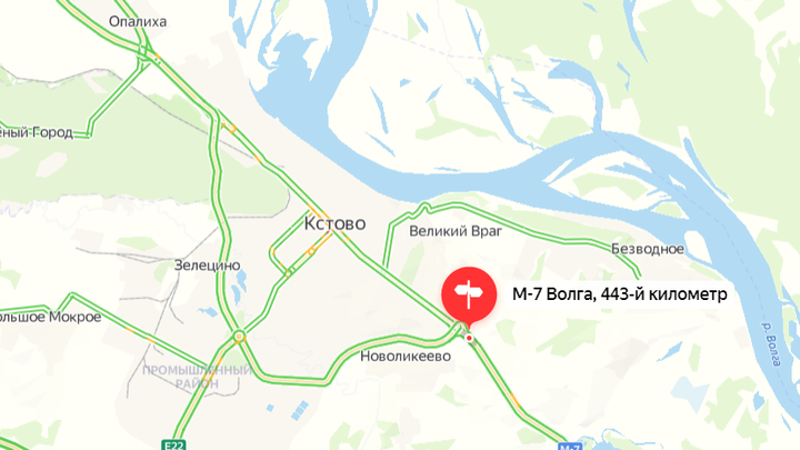 На трассе М-7 в Нижегородской области затруднено движение из-за аварии с ананасами