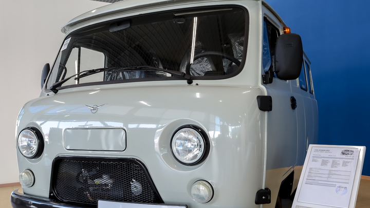 Казаки передали бойцам на запорожское направление больше 40 внедорожников