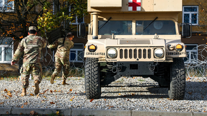 Класть раненых некуда. Койки забиты: О чём нашептали ребятишки с передовой