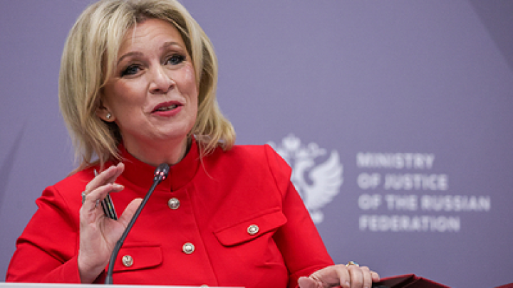 Рубить правду-матку: Захарова прорекламировала топор от МТЗ
