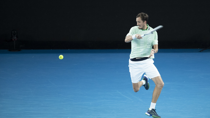 Финал Australian Open Медведев - Надаль: где смотреть, когда начало, кто фаворит