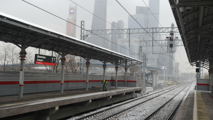 Из-за снегопада затруднено движение поездов на Савеловском направлении