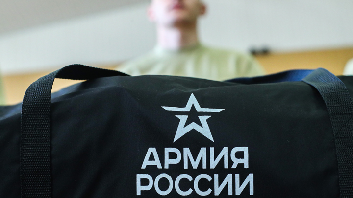 Звёзды без погон: Почему российские знаменитости не служат в армии