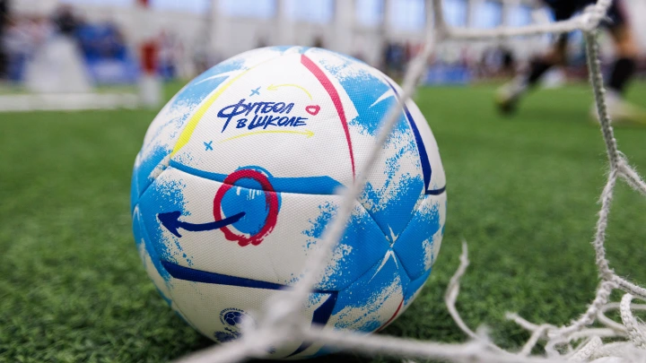 За гранты отчитываться не надо. В четырёх регионах главы футбольных федераций подозреваются в растрате