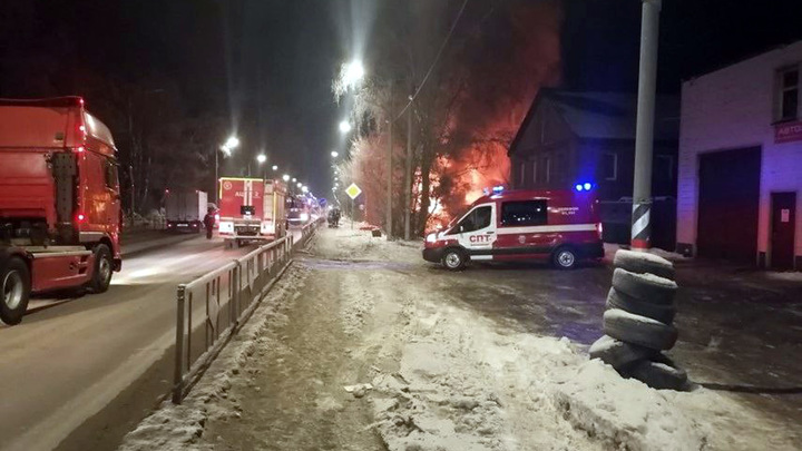 В Александрове в горящей пятиэтажке были заблокированы 12 человек
