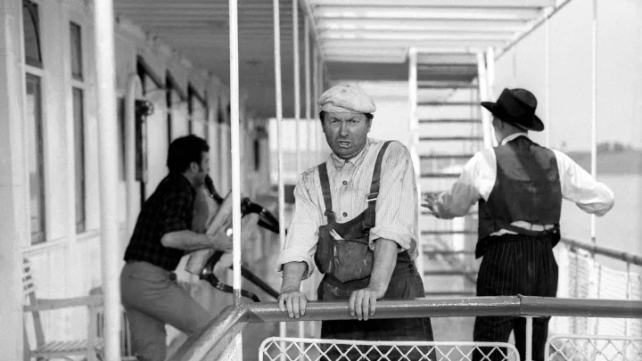 Владимир Высоцкий мог бы стать Остапом Бендером. В фильме Гайдая