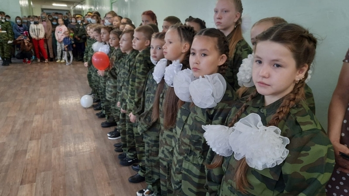 В Краснокаменской школе открыли кадетский казачий класс