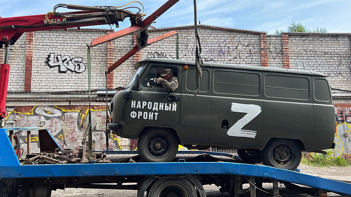 В зону СВО из Архангельска отправили две машины