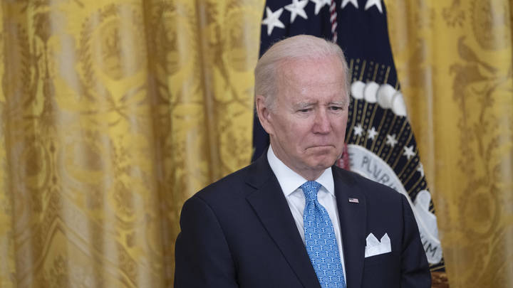 Поддержавший украинских неонацистов Байден пожаловался на белый расизм: Это яд