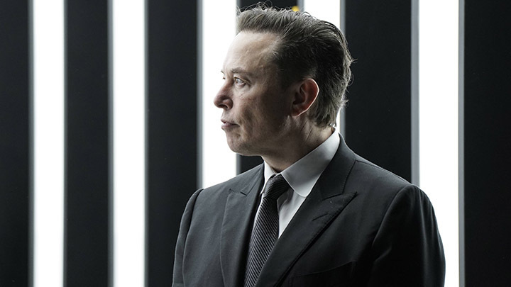 Отчаяние режима: Журналист указал на попытки США уничтожить Маска из-за слов об Украине