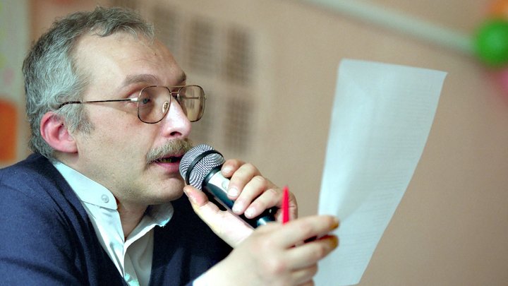 Отвечать будет Друзь? Почему деньги из Что? Где? Когда? уплывают за границу