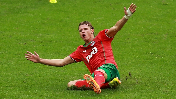 Футболист Тарасов встревожил поклонников фото из больничной палаты: Подумал, ты коронавирусом заболел