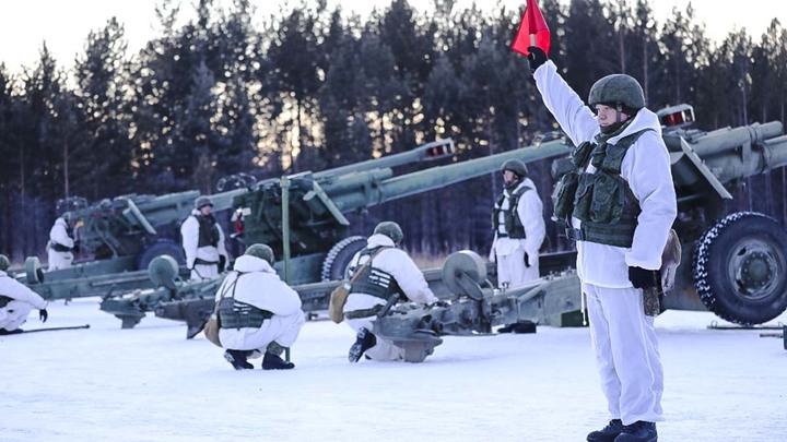 Артиллеристов региональной воинской группировки приводят в боеготовность — МО Белоруссии