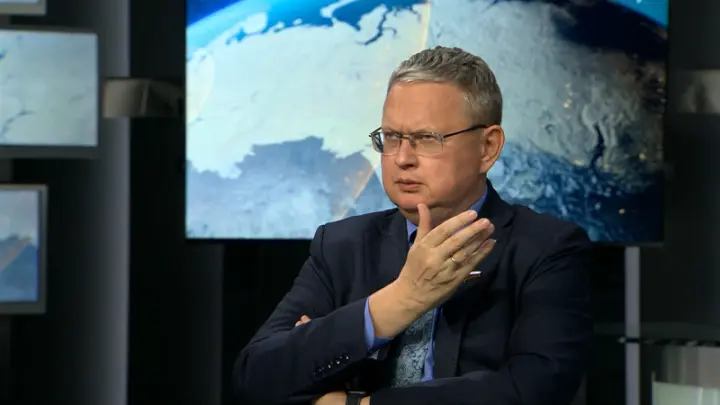 Михаил Делягин: студентов намеренно удерживают в нищете