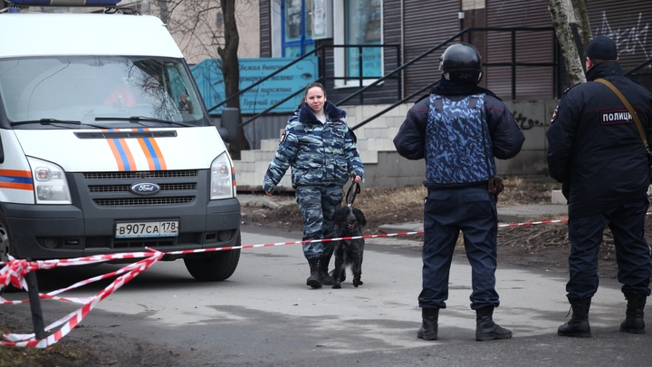 Студентов трех вузов в Екатеринбурге эвакуировали из-за угрозы теракта